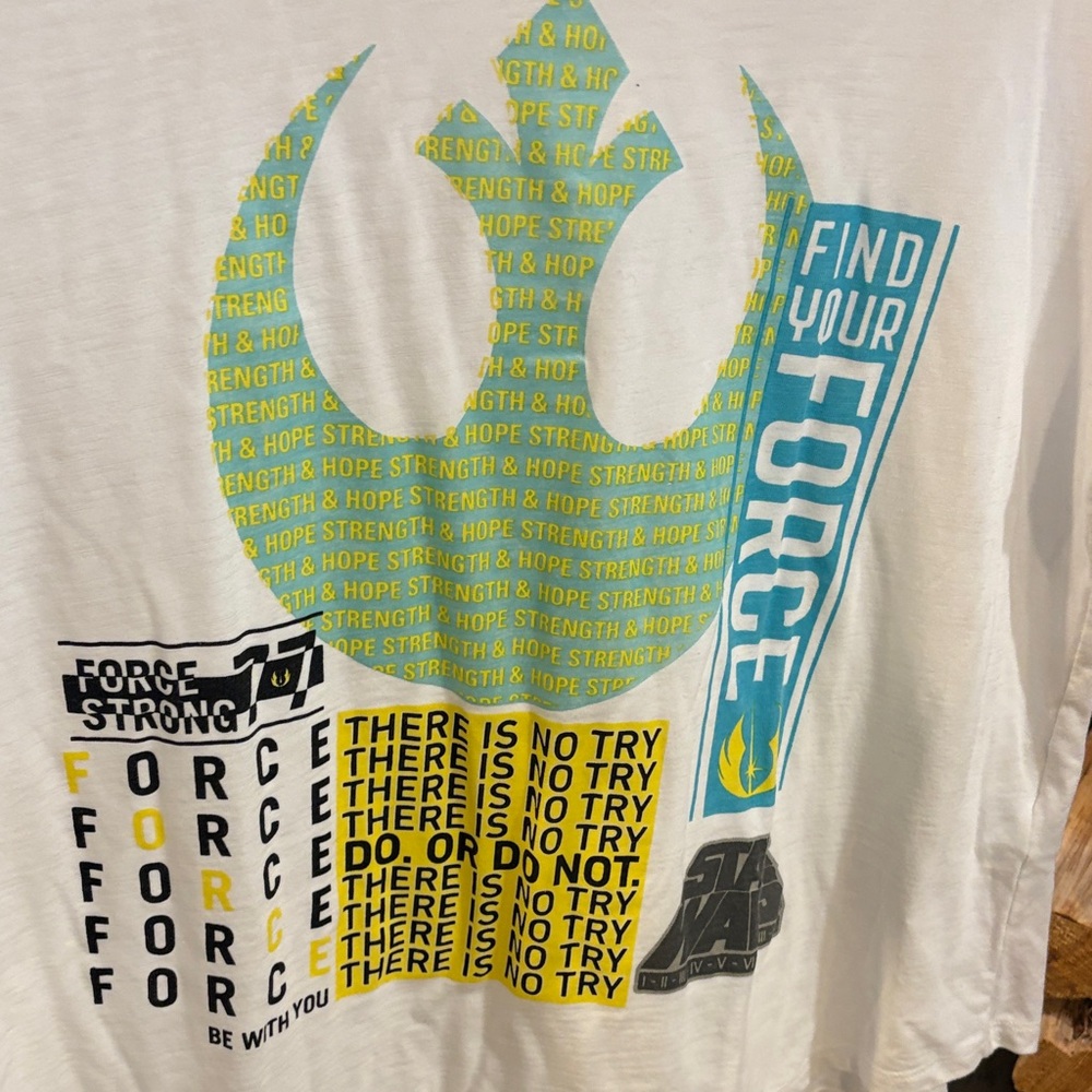 Disney White Star Wars Graphic T-Shirt
